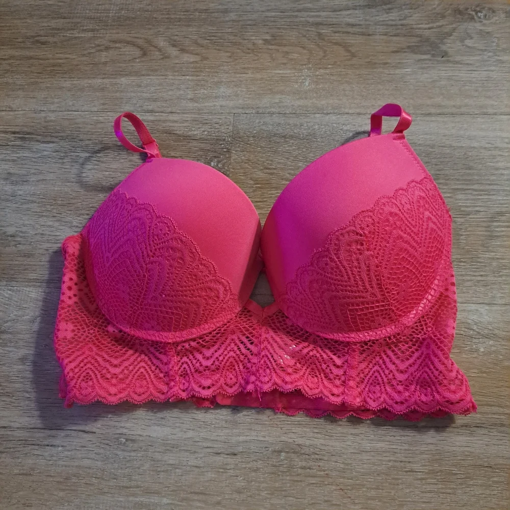 Kiss & Tell Intimates Hot Pink Padded Push-up Lace Bralette Bra Size 36D NWOT